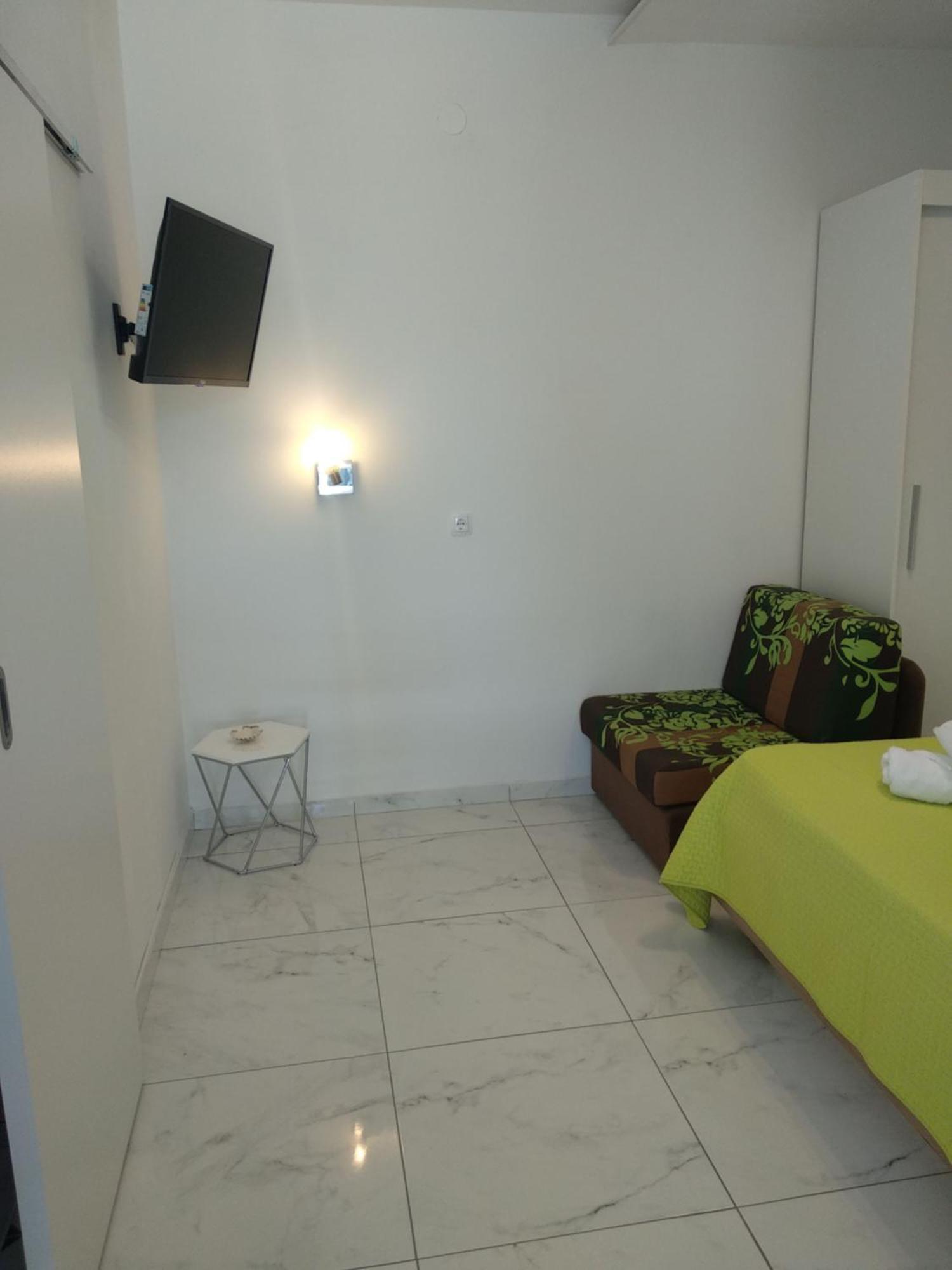 Apartments Meri Водице Екстер'єр фото
