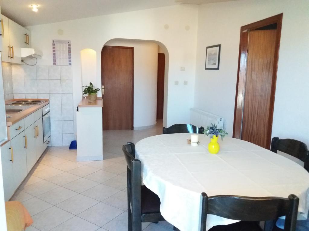 Apartments Meri Водице Екстер'єр фото