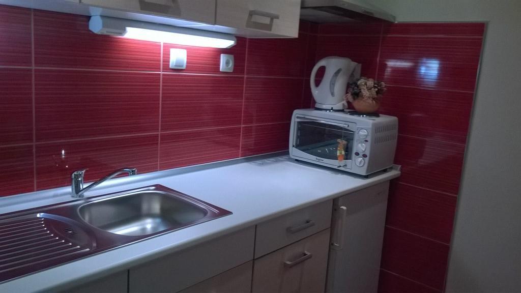 Apartments Meri Водице Екстер'єр фото