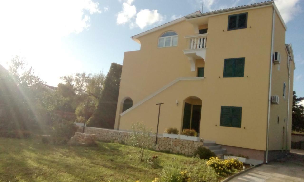 Apartments Meri Водице Екстер'єр фото