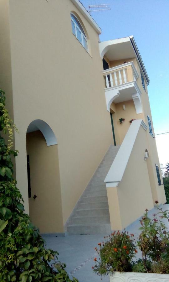 Apartments Meri Водице Екстер'єр фото
