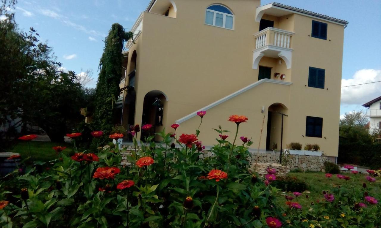Apartments Meri Водице Екстер'єр фото