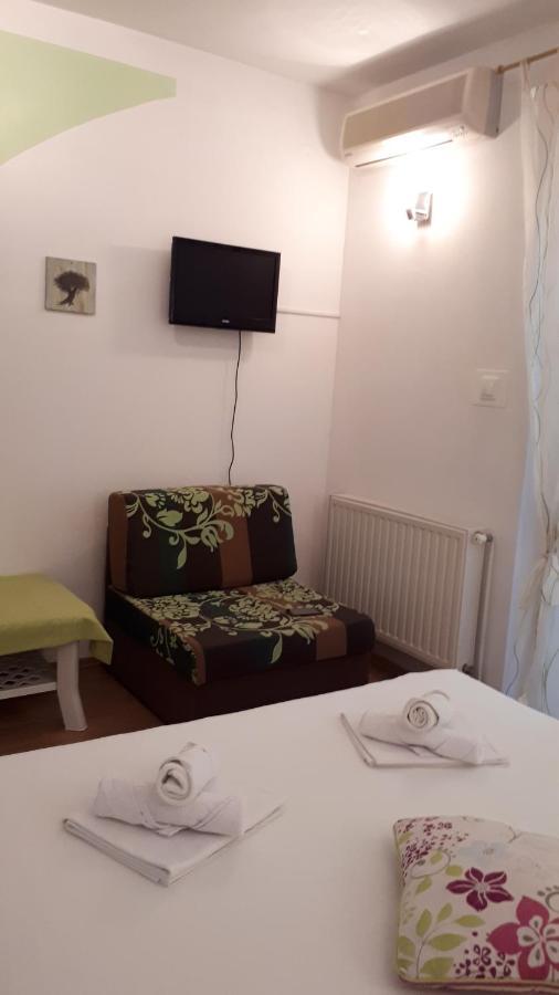Apartments Meri Водице Екстер'єр фото