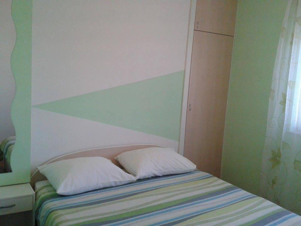 Apartments Meri Водице Екстер'єр фото